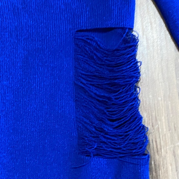 NWT Roberto Cavalli knit sweater with cut outs - Picture 5 of 6